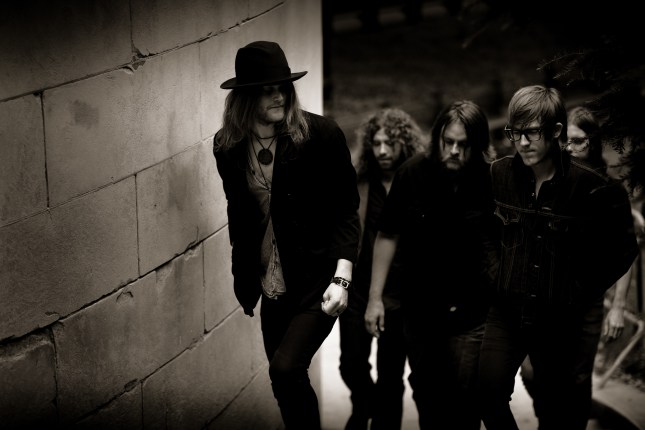 AlbertaCrossBW03_credAlanGastelum